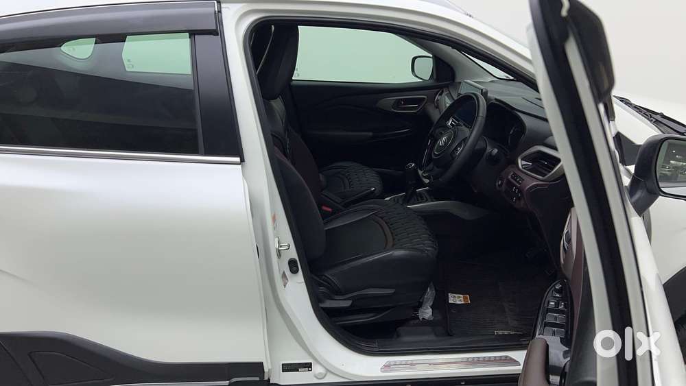 Maruti Suzuki Fronx Alpha 1.0l Turbo Mt, 2025, Petrol
