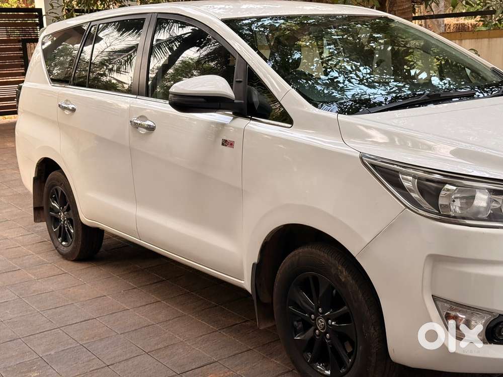 Toyota Innova Crysta