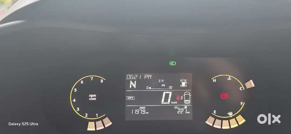 Tata Nexon 2025 Petrol Well Maintained