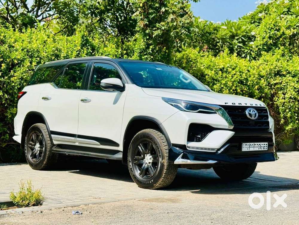 Toyota Fortuner Leader Edition (at), 2025, Diesel