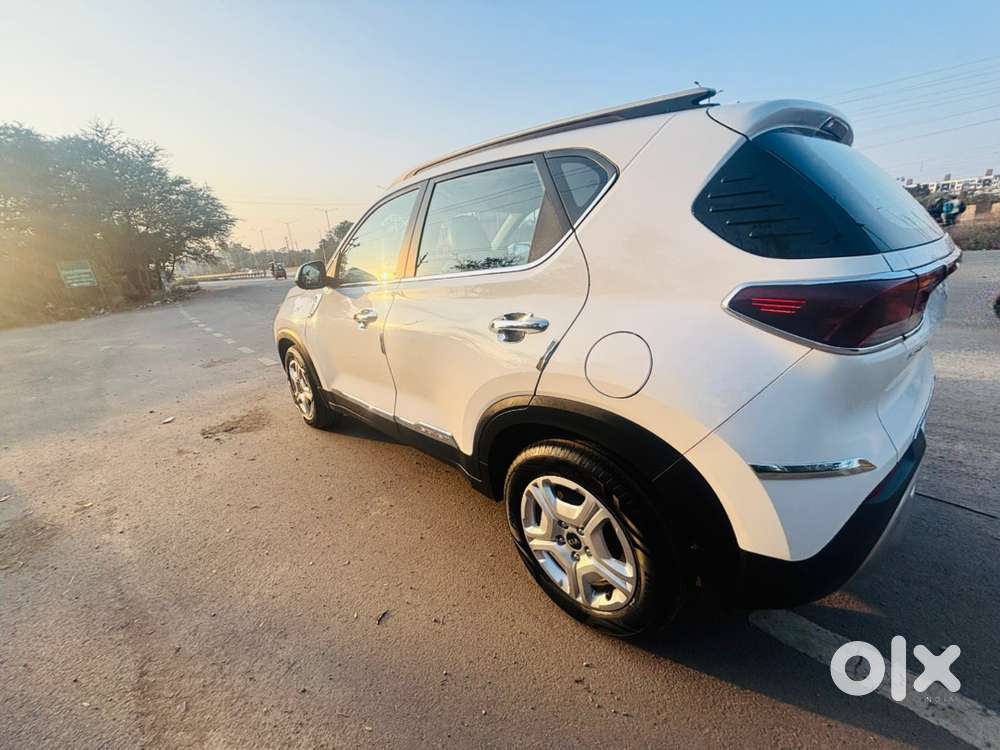 Kia Sonet 2023 White Manual Diesel 1st Owner Excellent Condition