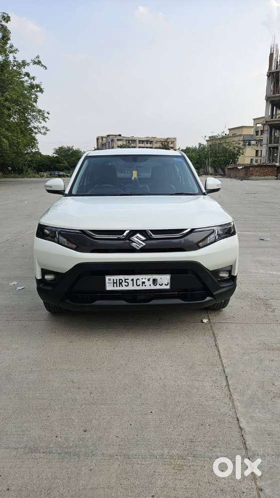 Maruti Suzuki Brezza 1.5 Lxi Smart Hybrid, 2024, Petrol
