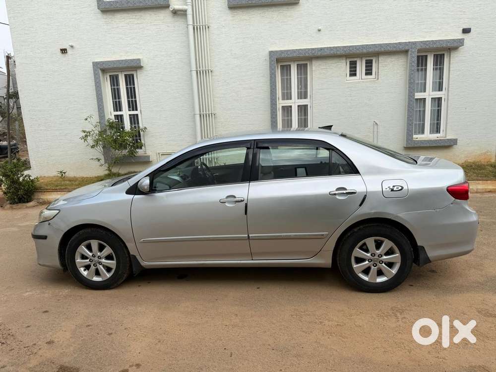 Toyota Corolla Altis 2014