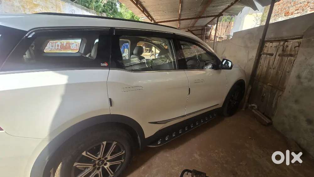 Mahindra Xuv700 Diesel 2024