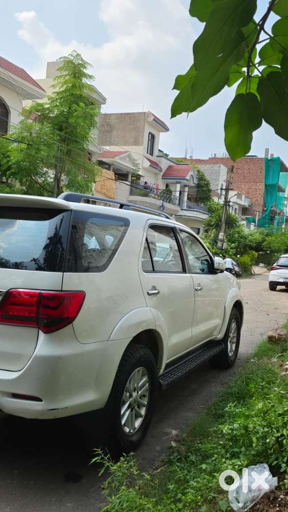 Toyota Fortuner Diesel 2014