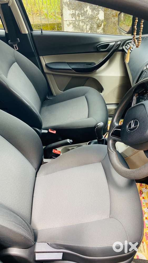Tata Tiago 1.2 Revotron Xt, 2019, Petrol