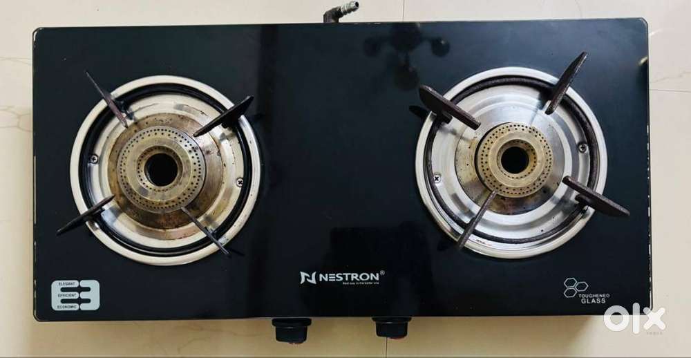 PREMIUM 2-BURNER GAS STOVE  WELL MAINTAINED  EXCELLENT CONDITION