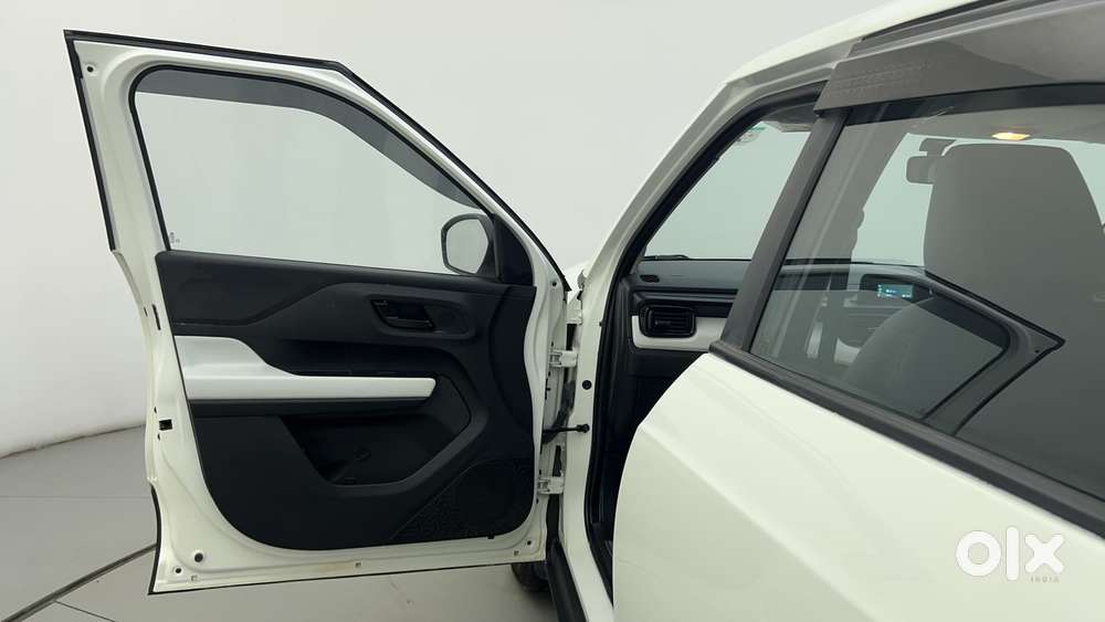 Tata Punch 1.2 Revotron Pure Rhythm Pack Mt, 2024, Petrol