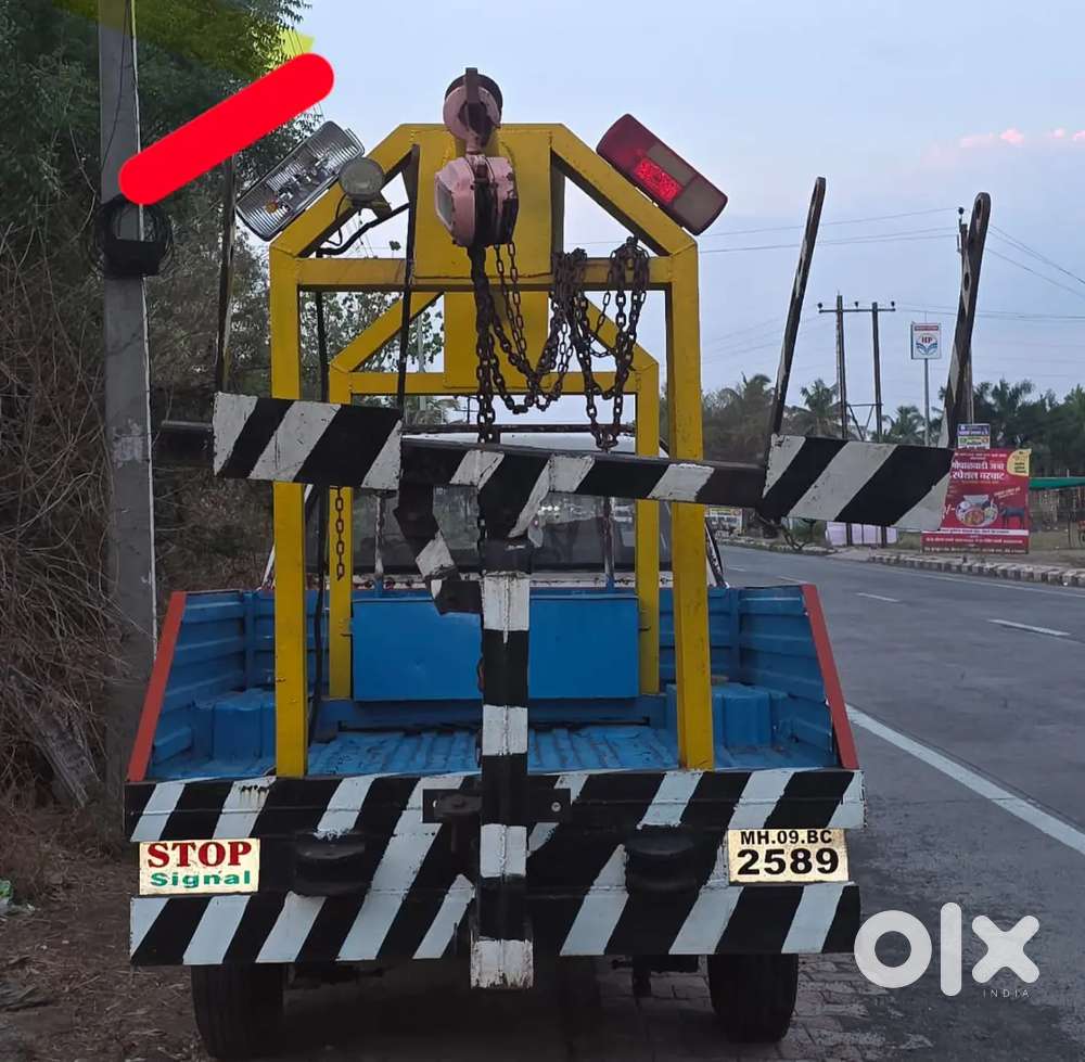 Tata 207 Di Crane Towing Van