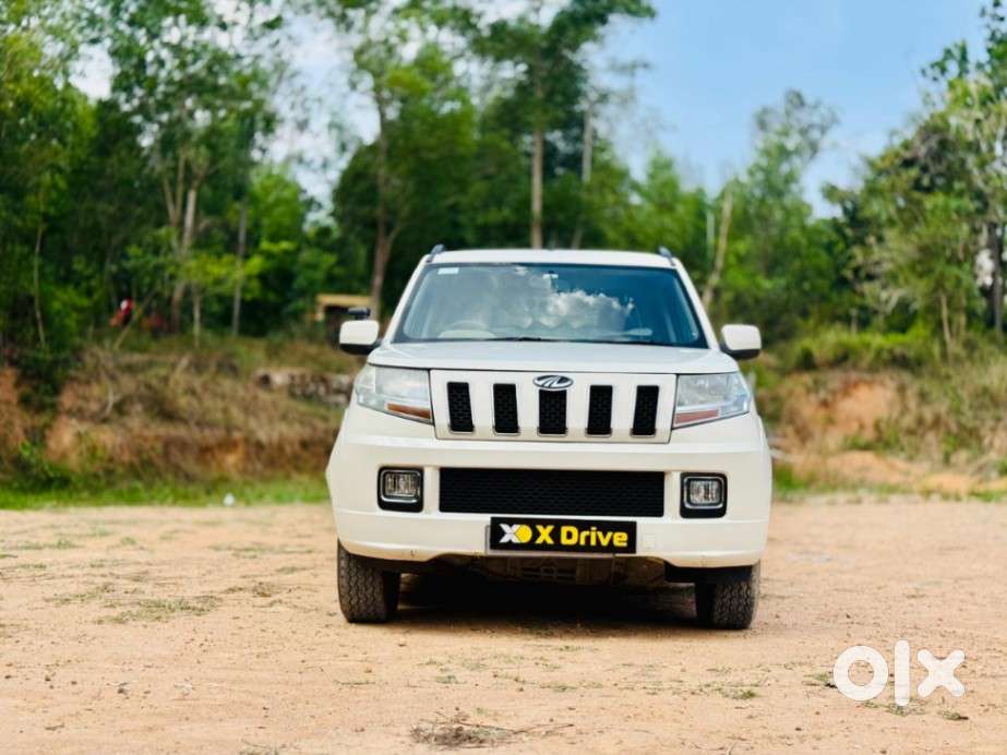 Mahindra Tuv 300 T8 Amt (automatic), 2016, Diesel