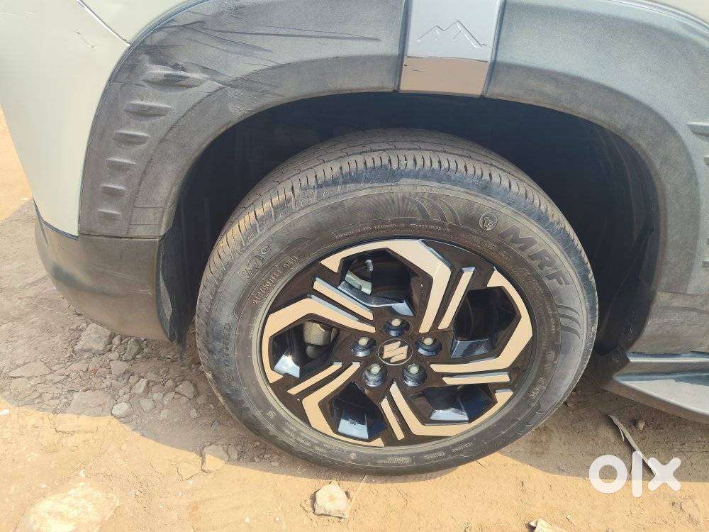 Maruti Suzuki Brezza 1.5 Zxi Plus Smart Hybrid, 2024, Petrol