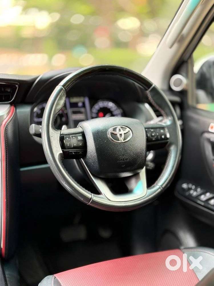 Toyota Fortuner Legender 4x2 At 2.8, 2022, Diesel