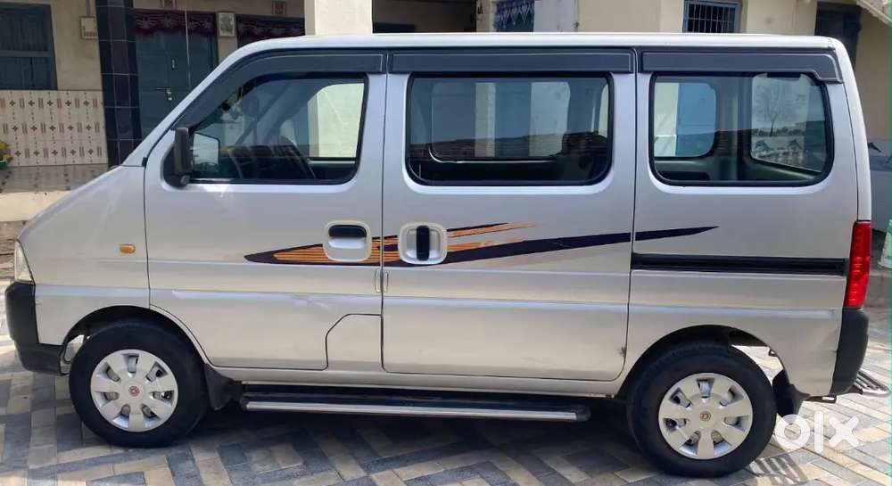 Maruti Suzuki Eeco 2017