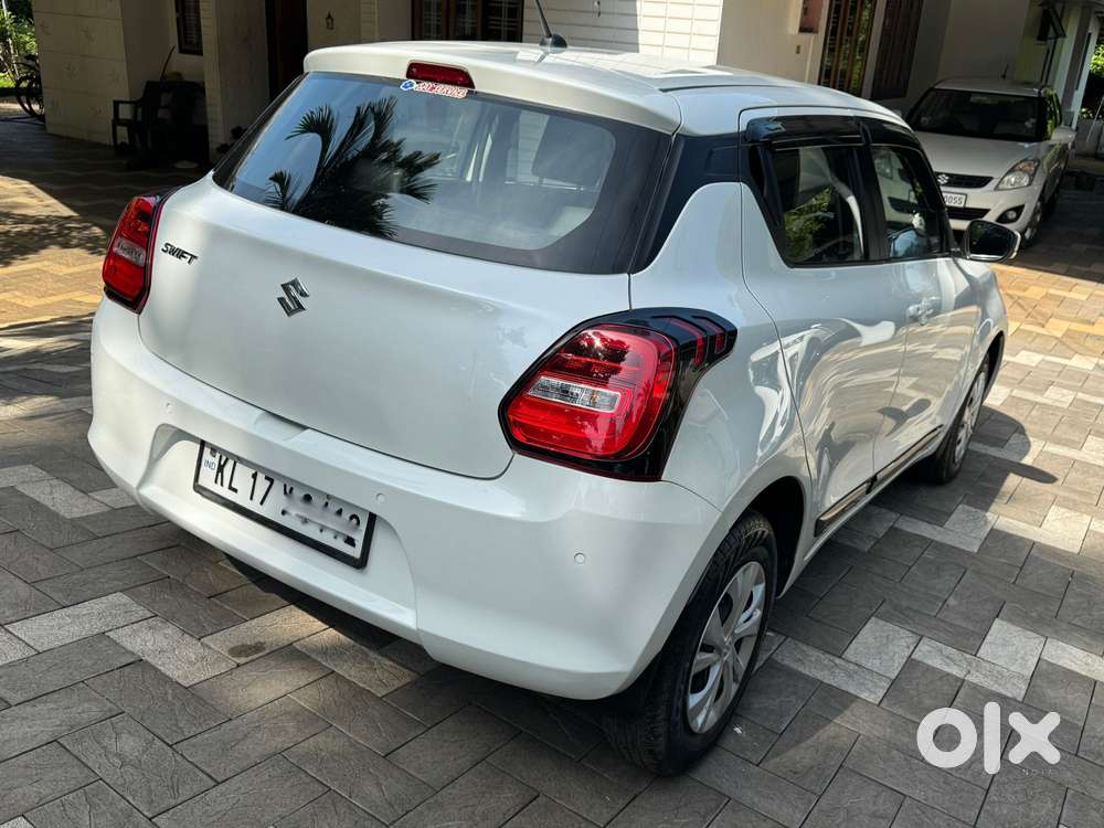 Maruti Suzuki Swift 1.2 Vxi (o), 2024, Petrol