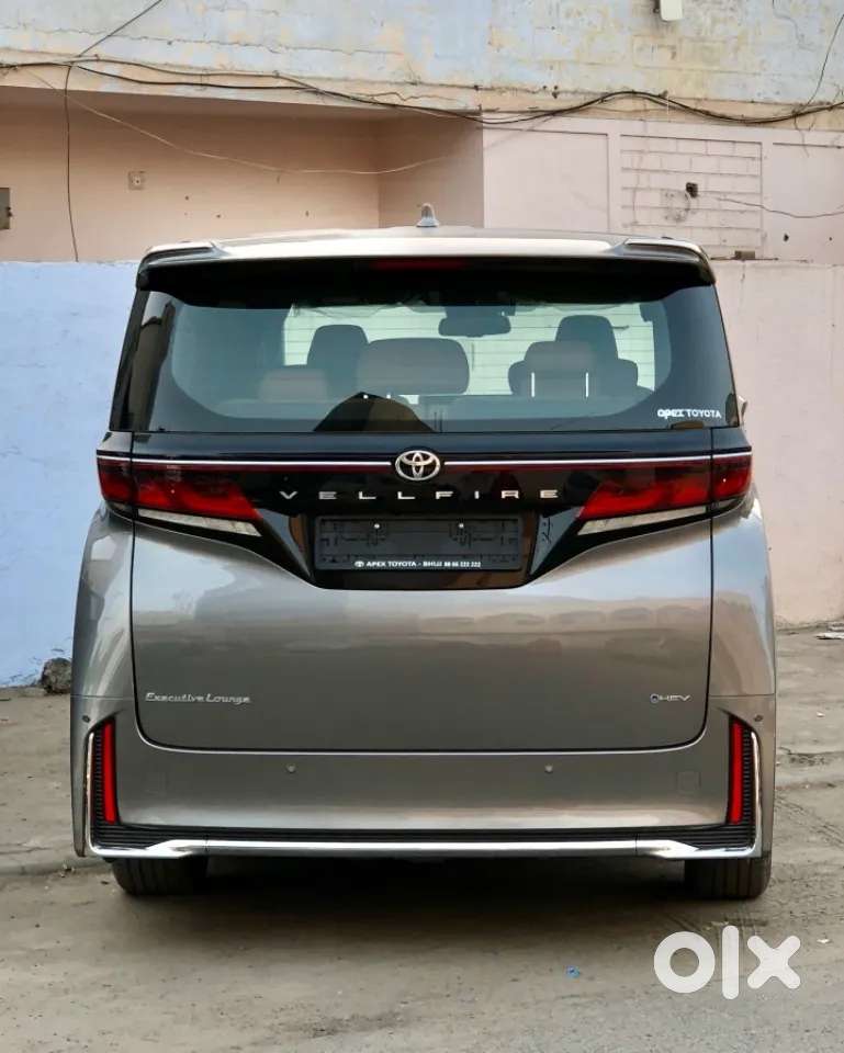 Toyota Vellfire Vip &ndash; Executive Lounge, 2026, Petrol
