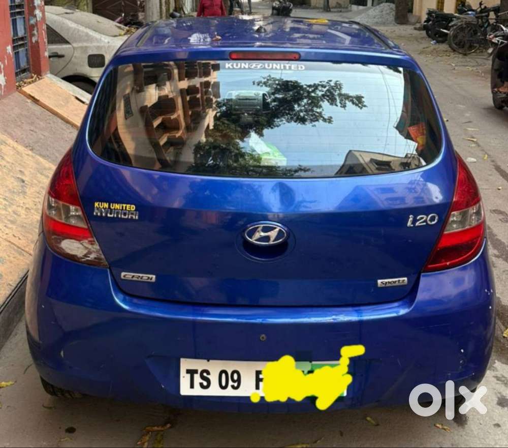 Hyundai I20 Sportz Crdi 2011 Diesel Well Maintained