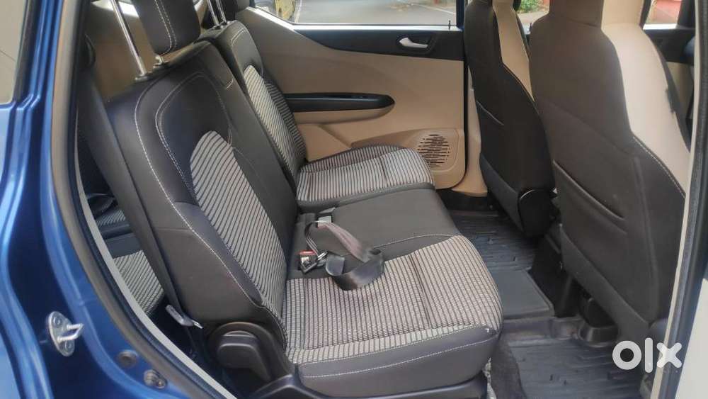 Renault Triber Rxz Easy-r Amt, 2024, Petrol
