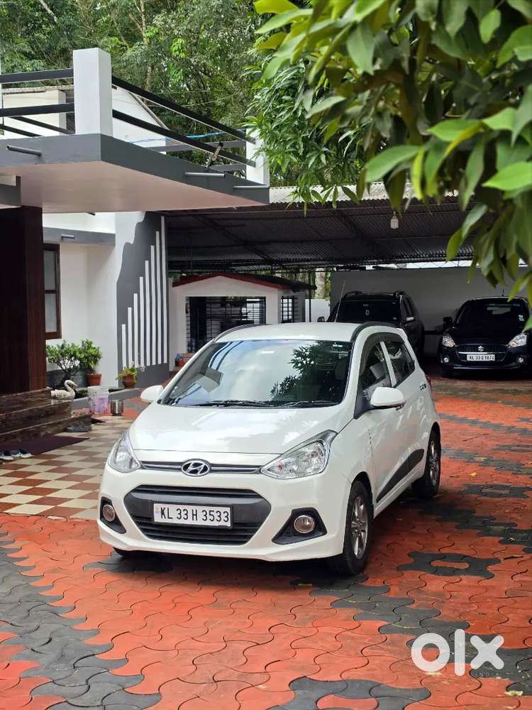 Hyundai Grand I10  Automatic Petrol Asta Top Varient