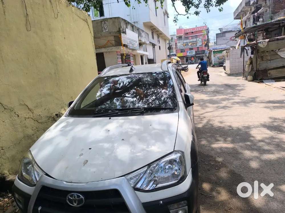 Charon Tyre New Hai Battery New Hai Gadi Mein Koi Bhi Kharcha Nahin