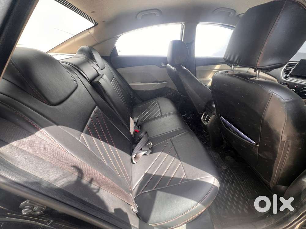 Hyundai Verna 2023 Petrol Without Sunroof