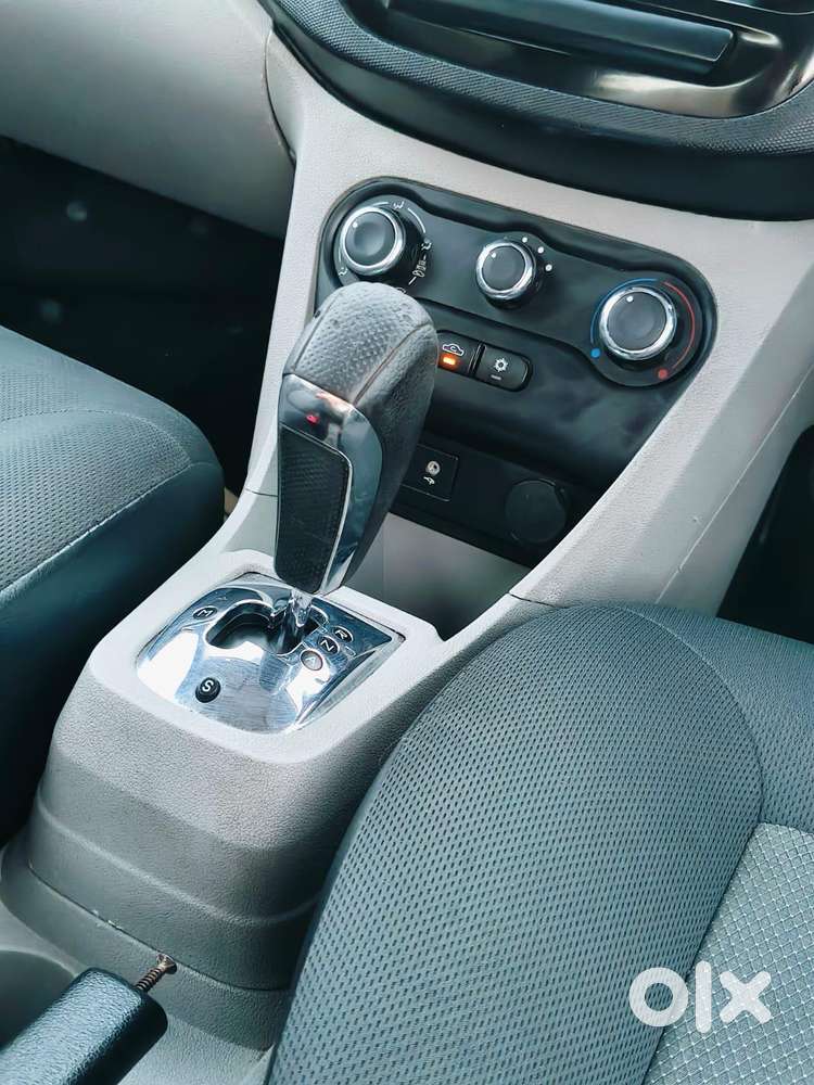 Tata Tiago 1.2 Revotron Xta, 2018, Petrol