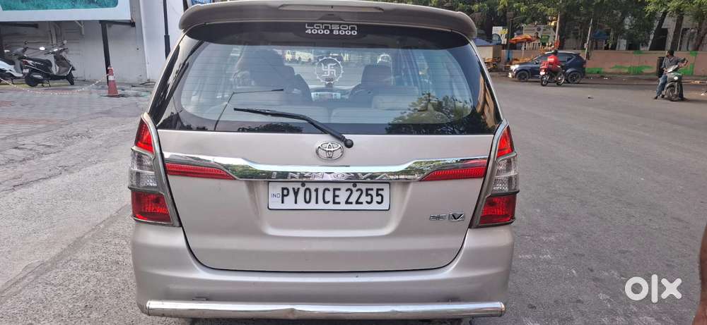 Toyota Innova 2.5 V 8 Str, 2014, Diesel
