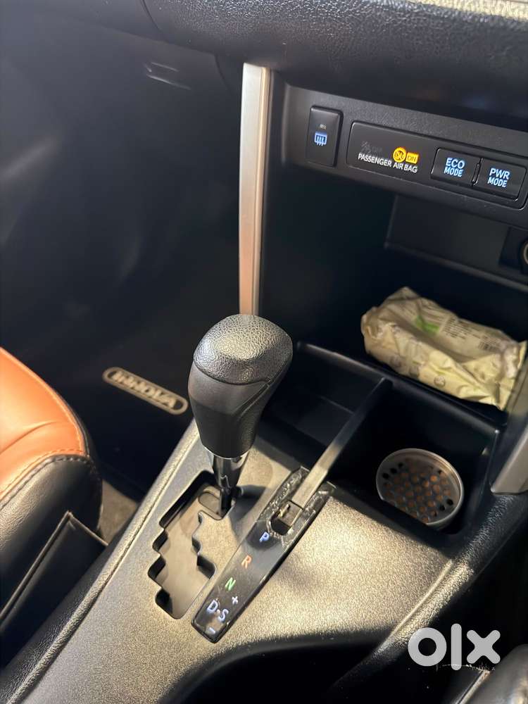 Toyota Innova Crysta 2.8 Gx At 7 Str, 2017, Diesel