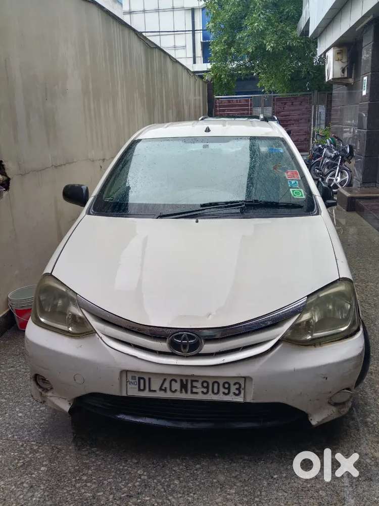 Toyota Etios 2011 Petrol Well Maintained