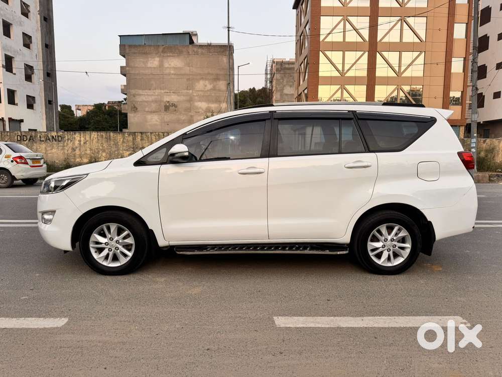 Toyota Innova Crysta [2020-ongoing] 2.4 Gx 7 Str, 2020, Diesel