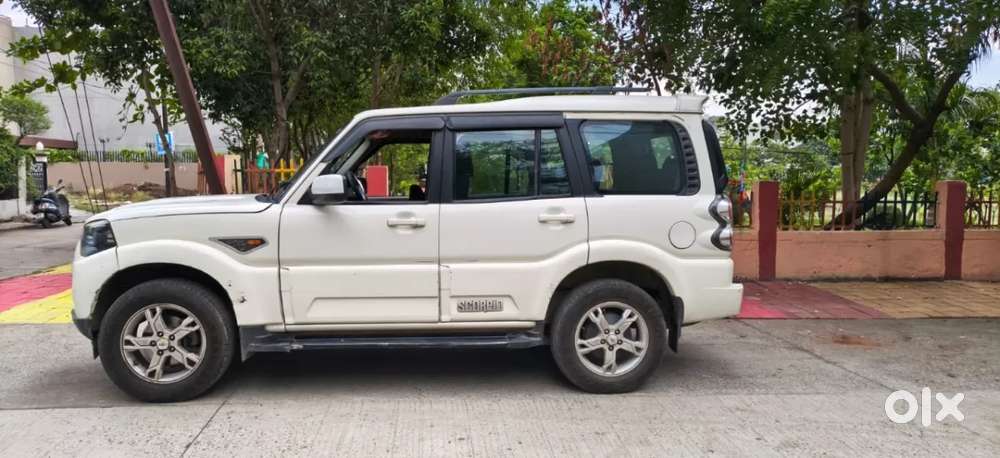 Mahindra Scorpio S10, 2016, Diesel