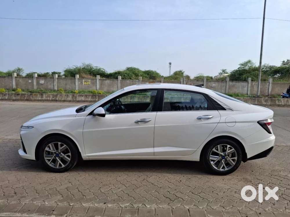 Hyundai Verna 1.5 Sx (o) Petrol Mt, 2024, Petrol