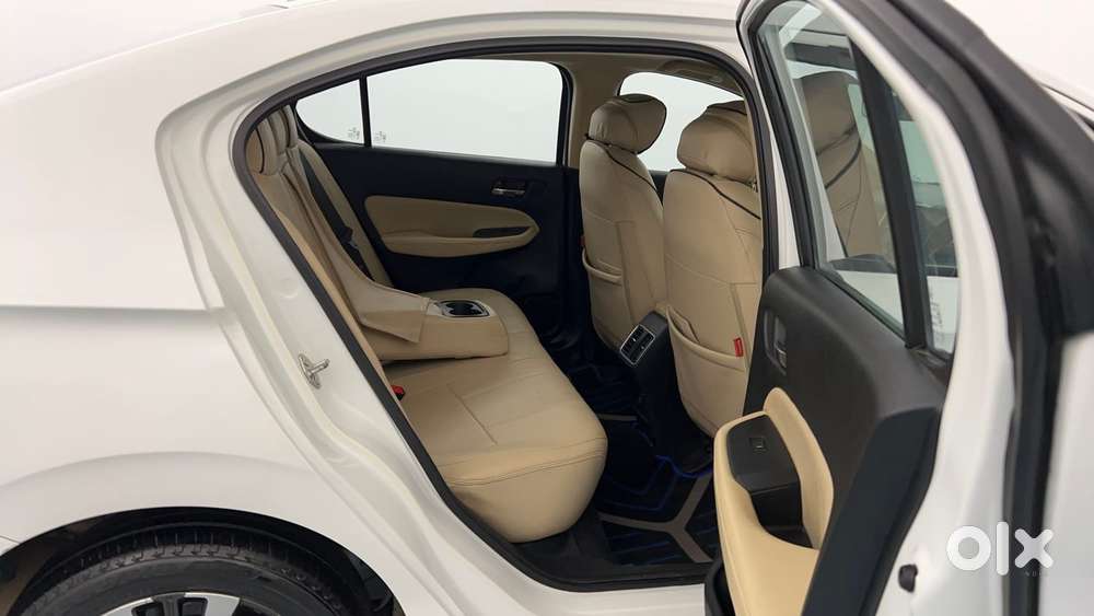 Honda City 1.5 Zx I-vtec Mt, 2023, Petrol