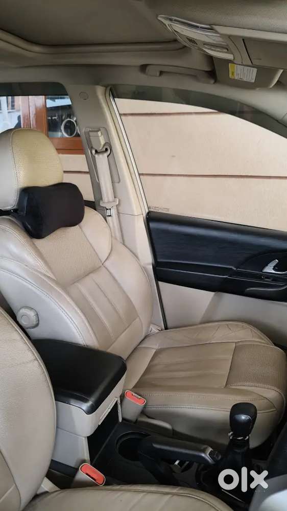 Mahindra Xuv500 2016