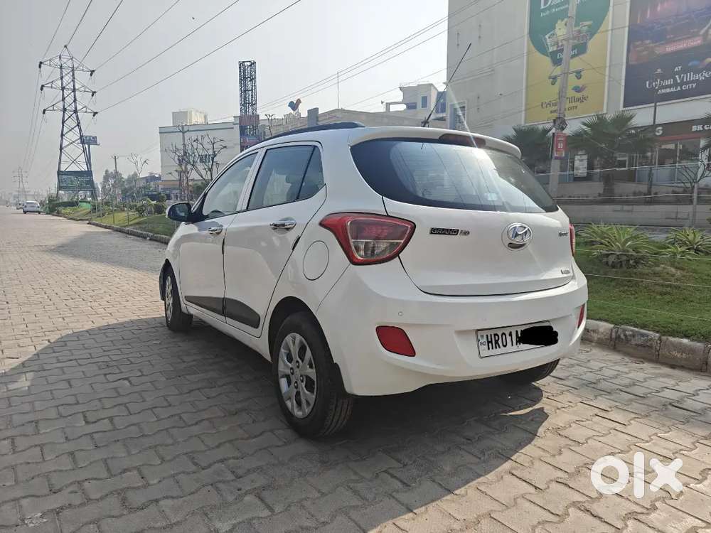 Hyundai Grand I10 2015 Diesel 78000 Km Driven