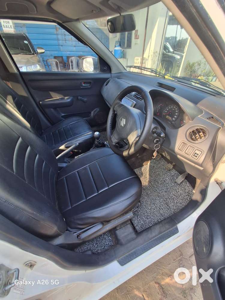 Maruti Suzuki Swift Dzire Ldi, 2015, Diesel