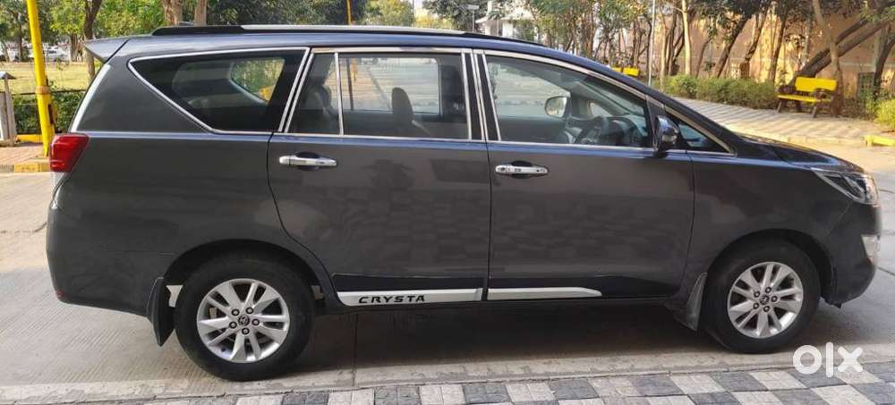 Toyota Innova Crysta 2.4 G Mt 8s, 2017, Diesel