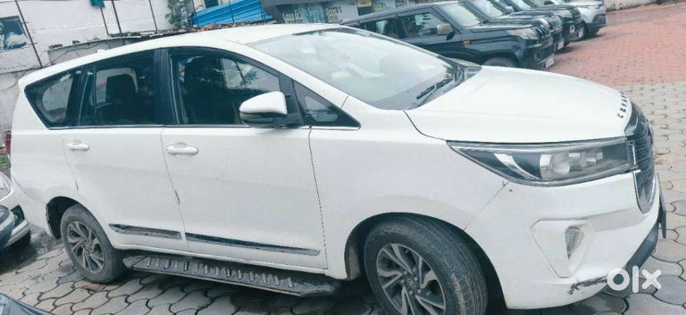 Toyota Innova Crysta 2.4 Gx Mt 8s, 2018, Diesel