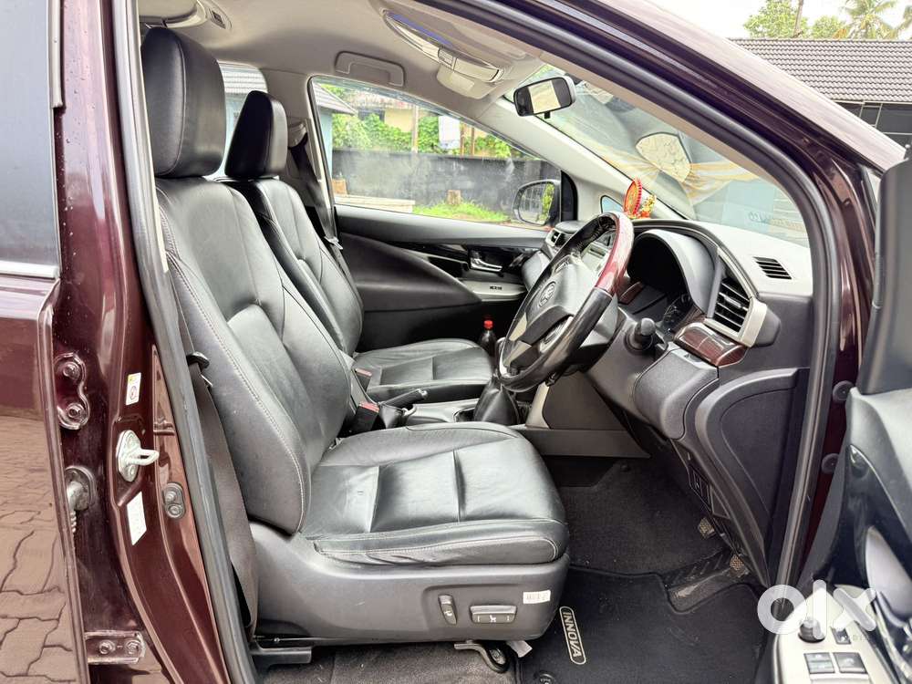 Toyota Innova Crysta 2.4 Z 7 Str, 2016, Diesel