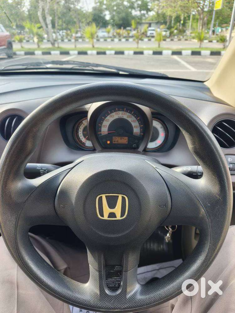Honda Brio E Mt, 2013, Petrol