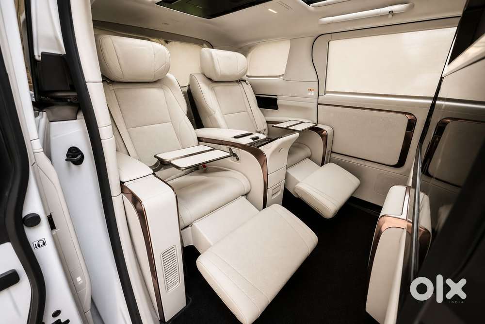 Lexus Lm 350h 4 Str Ultra Luxury, 2025, Diesel
