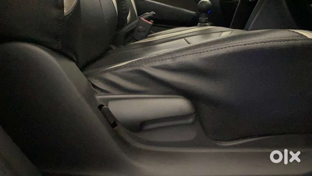 Maruti Suzuki Swift 1.2 Lxi (o), 2015, Petrol