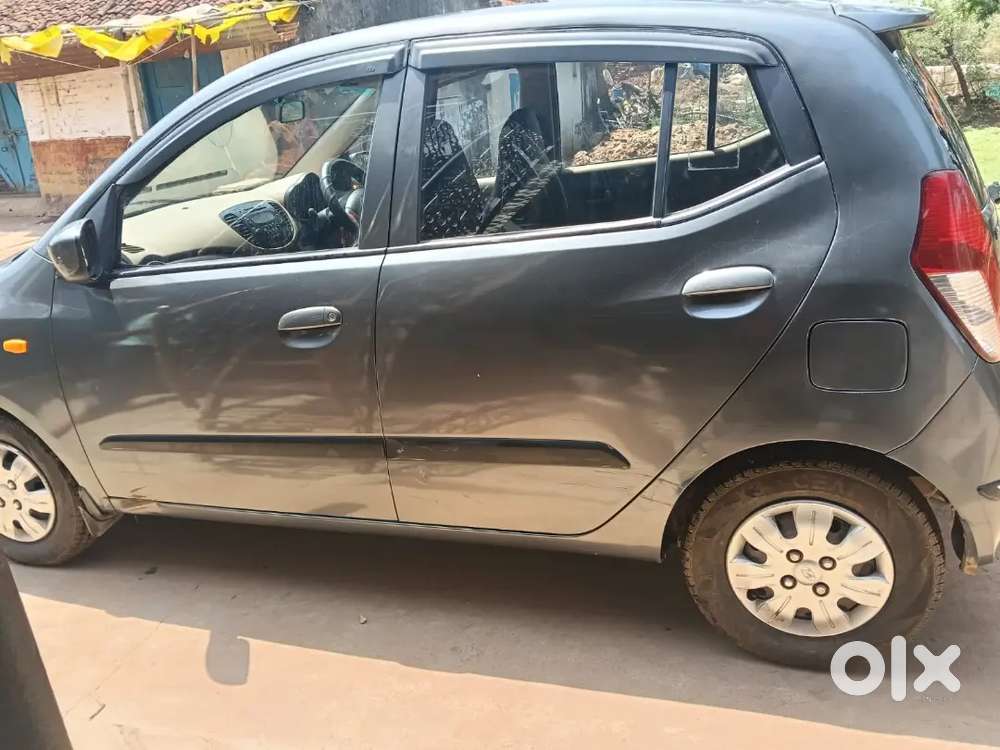 Hyundai Grand I10 2011 Petrol 80000 Km Driven