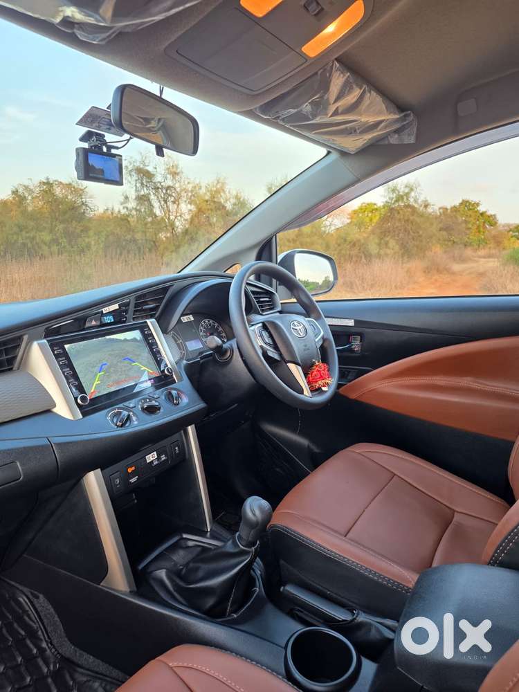 Toyota Innova Crysta [2020-ongoing] 2.4 Gx 7 Str, 2026, Diesel
