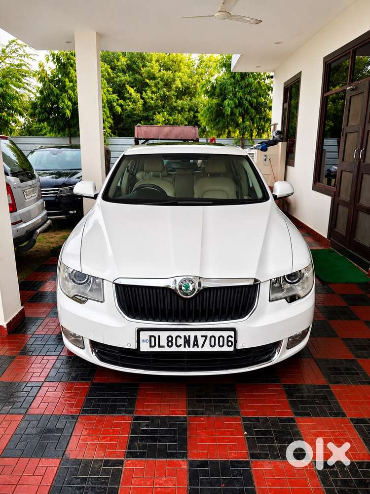 Skoda Superb Elegance 1.8 Tsi At, 2011, Petrol