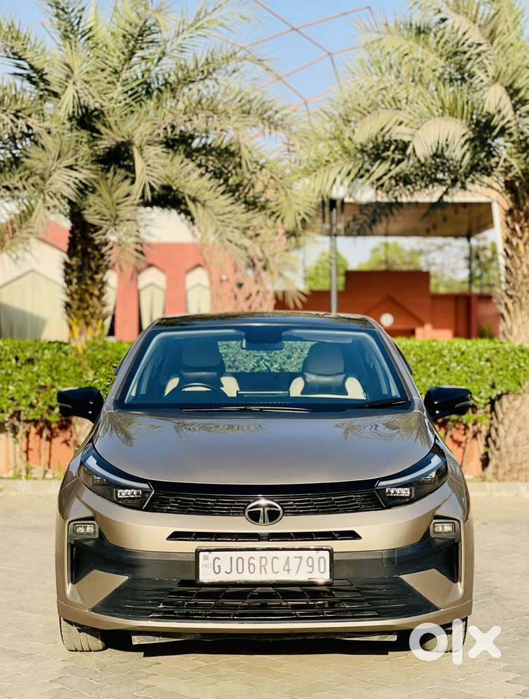 Tata Altroz Creative S, 2025, Petrol