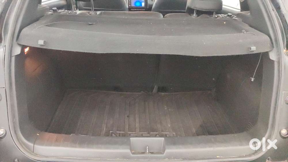 Nissan Magnite 1.0 Xv Premium, 2021, Petrol