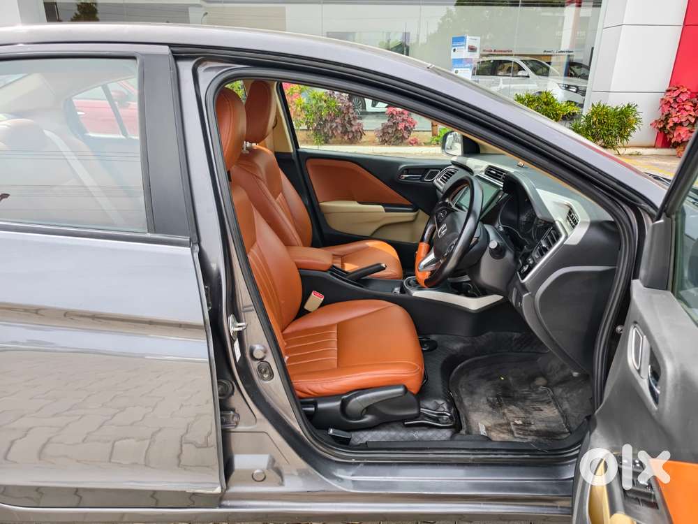 Honda City I-vtec V, 2017, Petrol