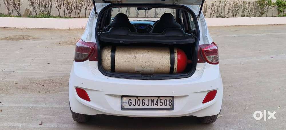 Hyundai Grand I10 Sportz O 1.2, 2015, Cng & Hybrids