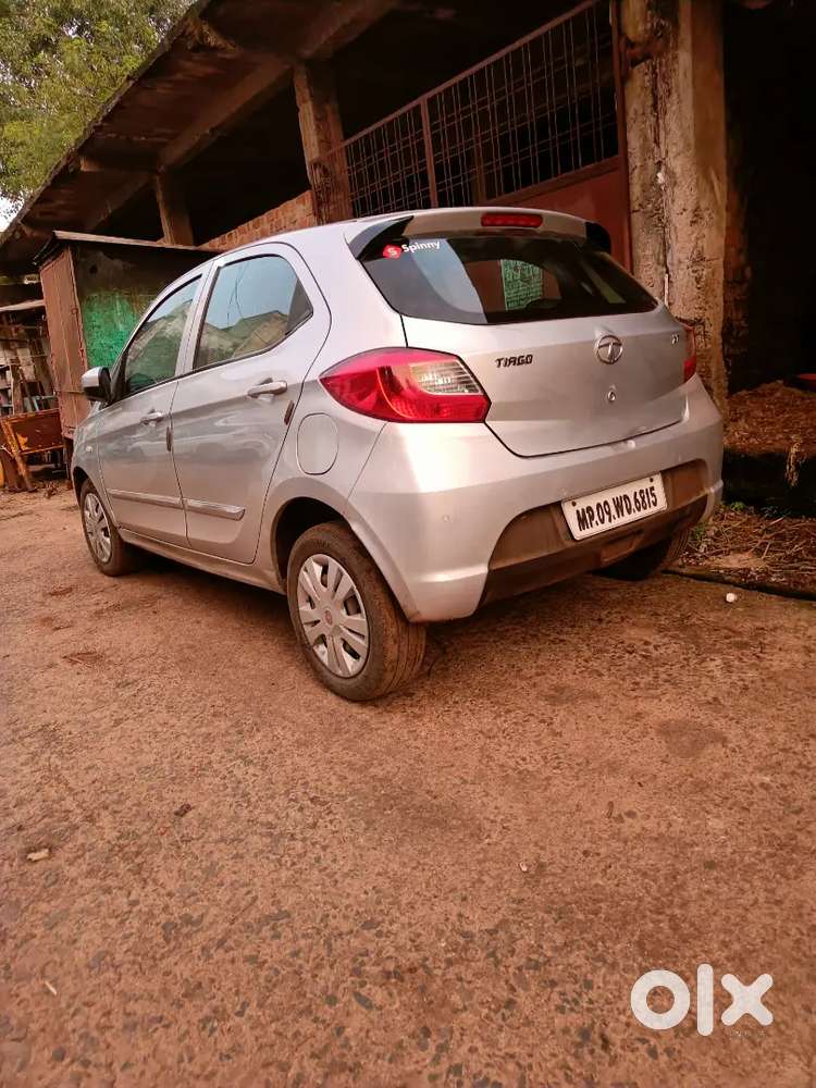 Car Bhot Acchi Condition Me He