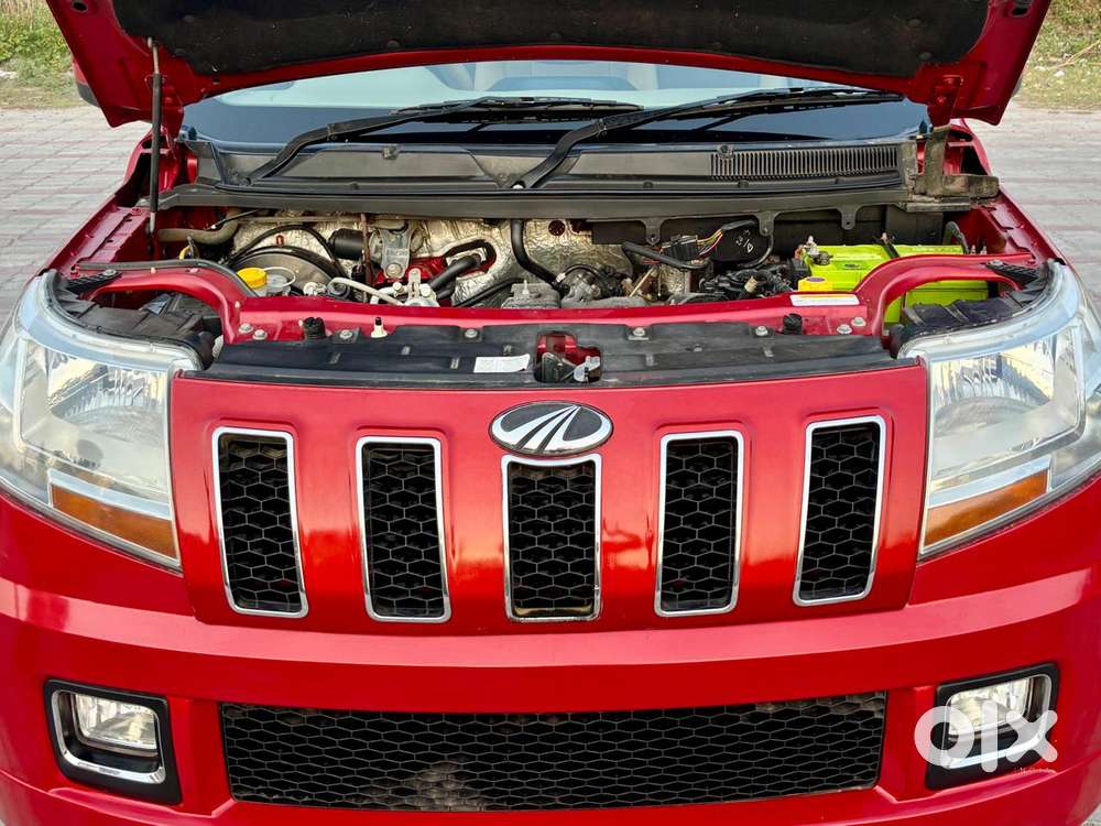 Mahindra Tuv 300 T8 Amt (automatic), 2018, Diesel